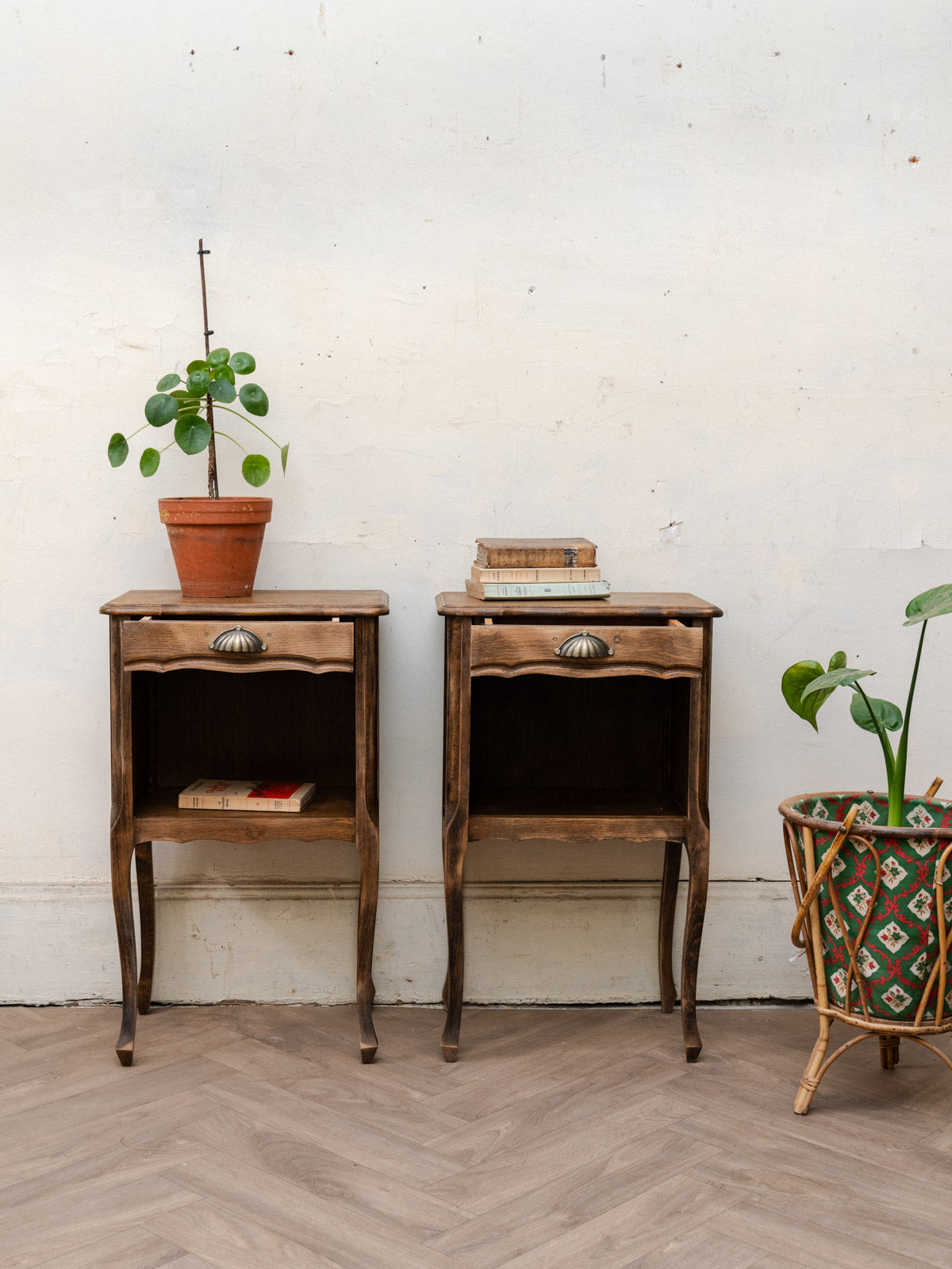 maia-table-chevet-bois-1624-2