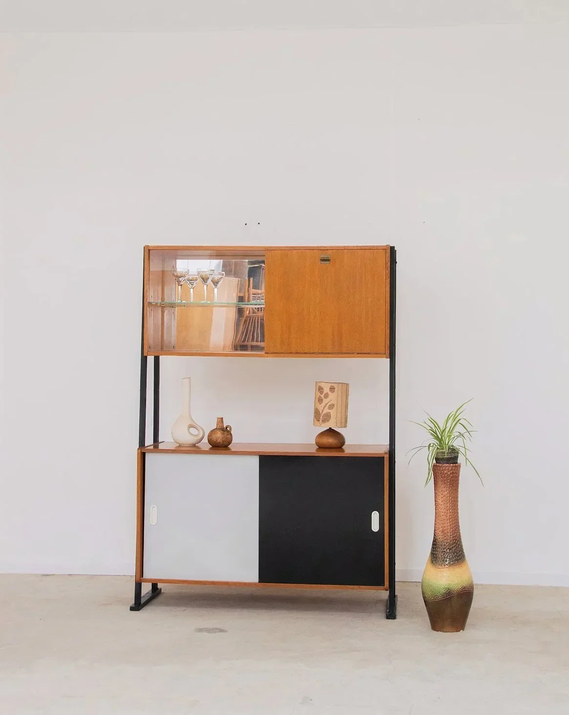 Our vintage furniture and second-hand furniture
