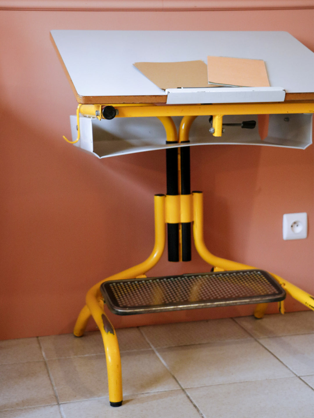 yvan-bureau-metal-500-4