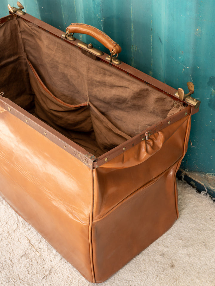 lucienne-malle-cuir-313-10