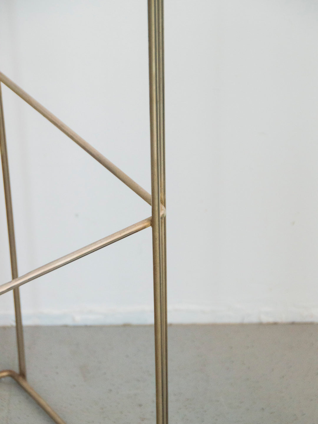 hanna-table-appoint-metal-1260-5