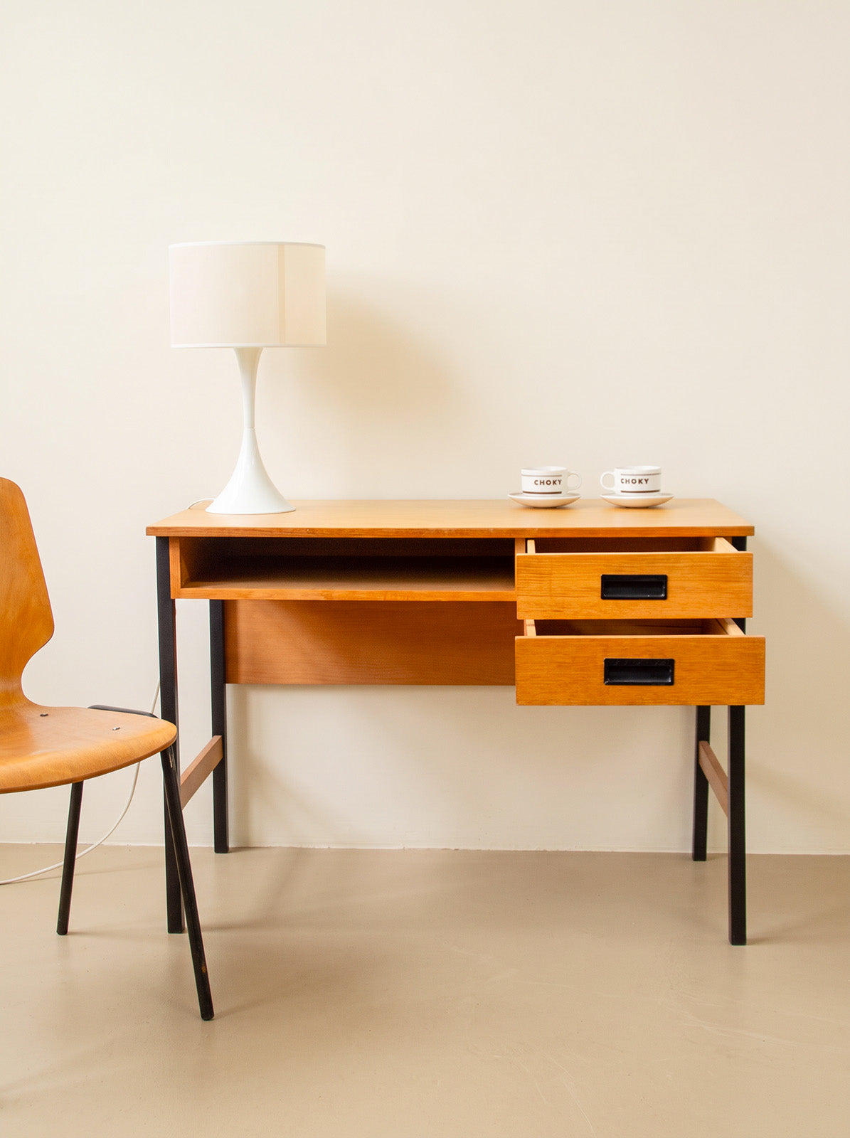 yvan-bureau-chene-590-2