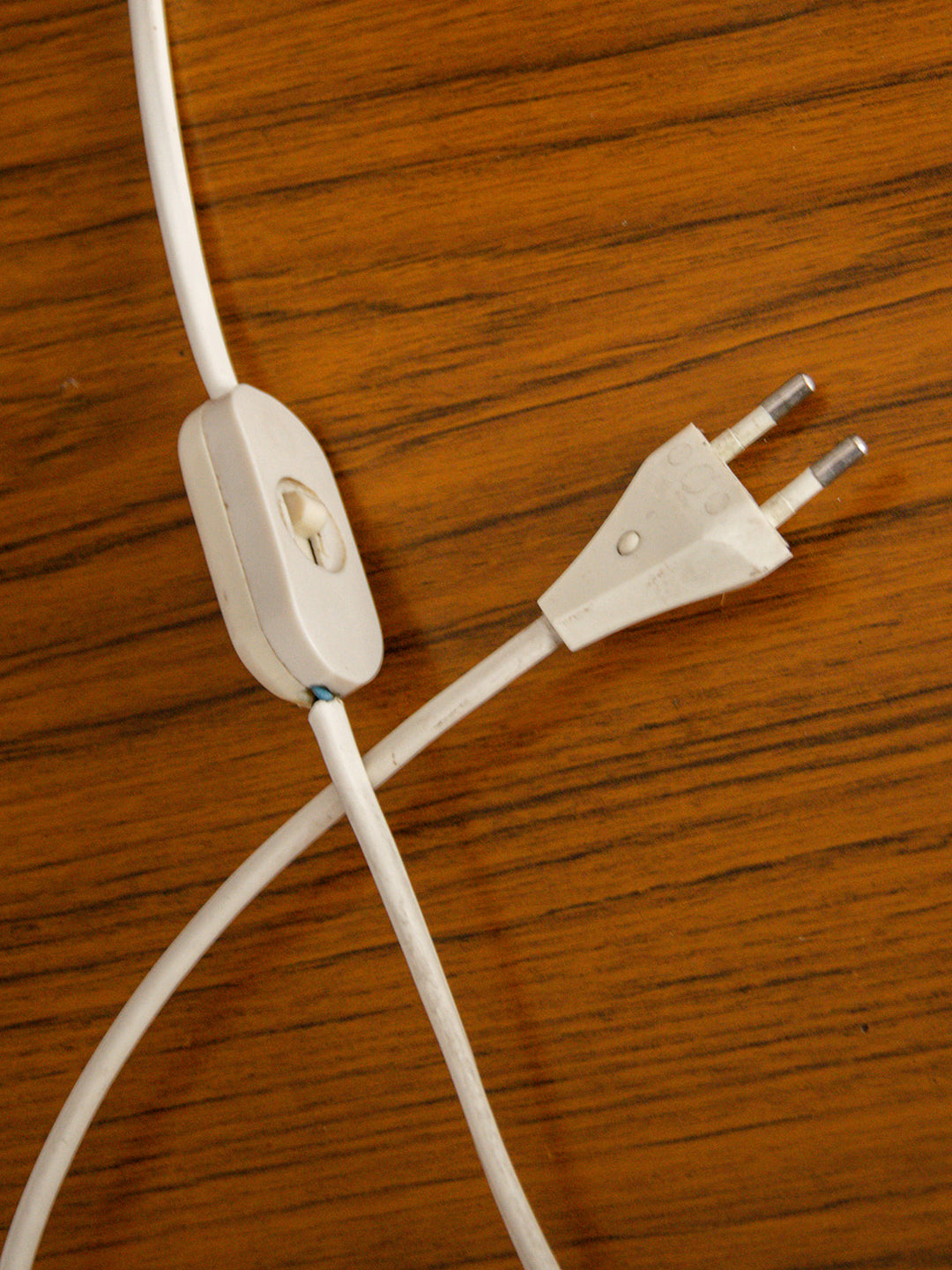 julia-lampe-poser-metal-178-5