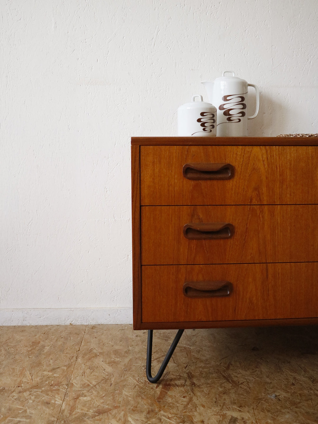 olga-commode-teck-302-7