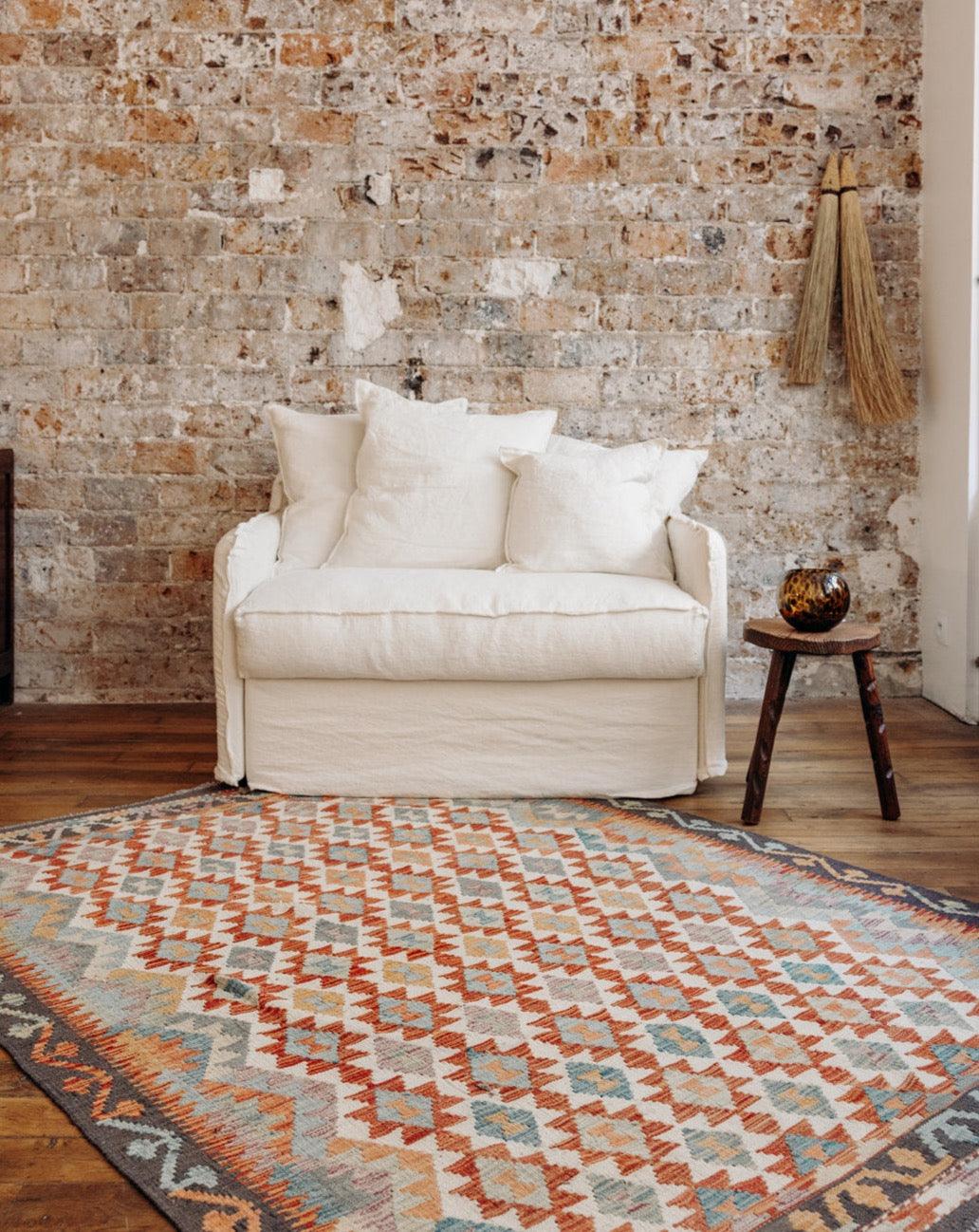 Eddy, le tapis kilim N°95 - Debongout