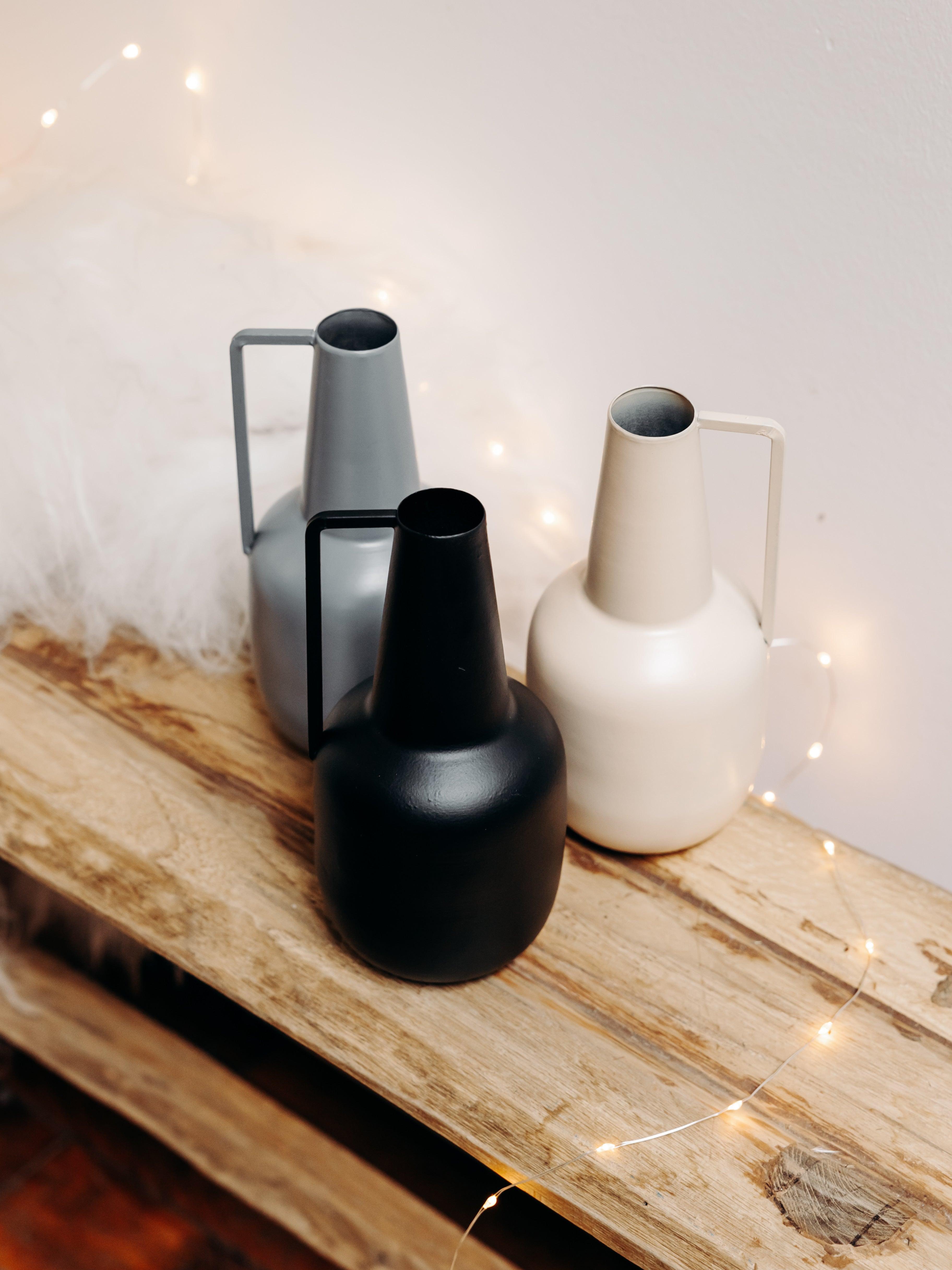 Edgar, le grand vase en fer - Debongout
