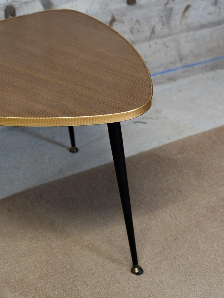 hanna-table-appoint-formica-1370-4