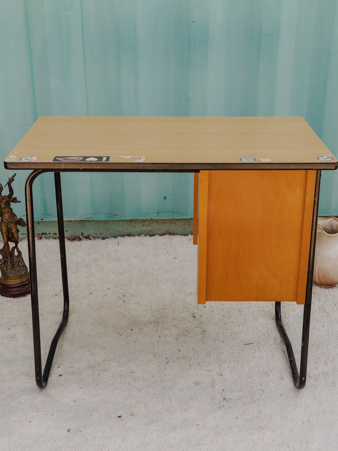 edouard-bureau-formica-1047-11