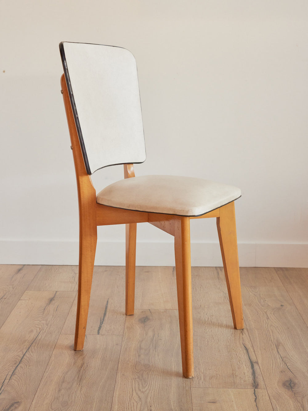 alma-chaise-skaï-1063-2