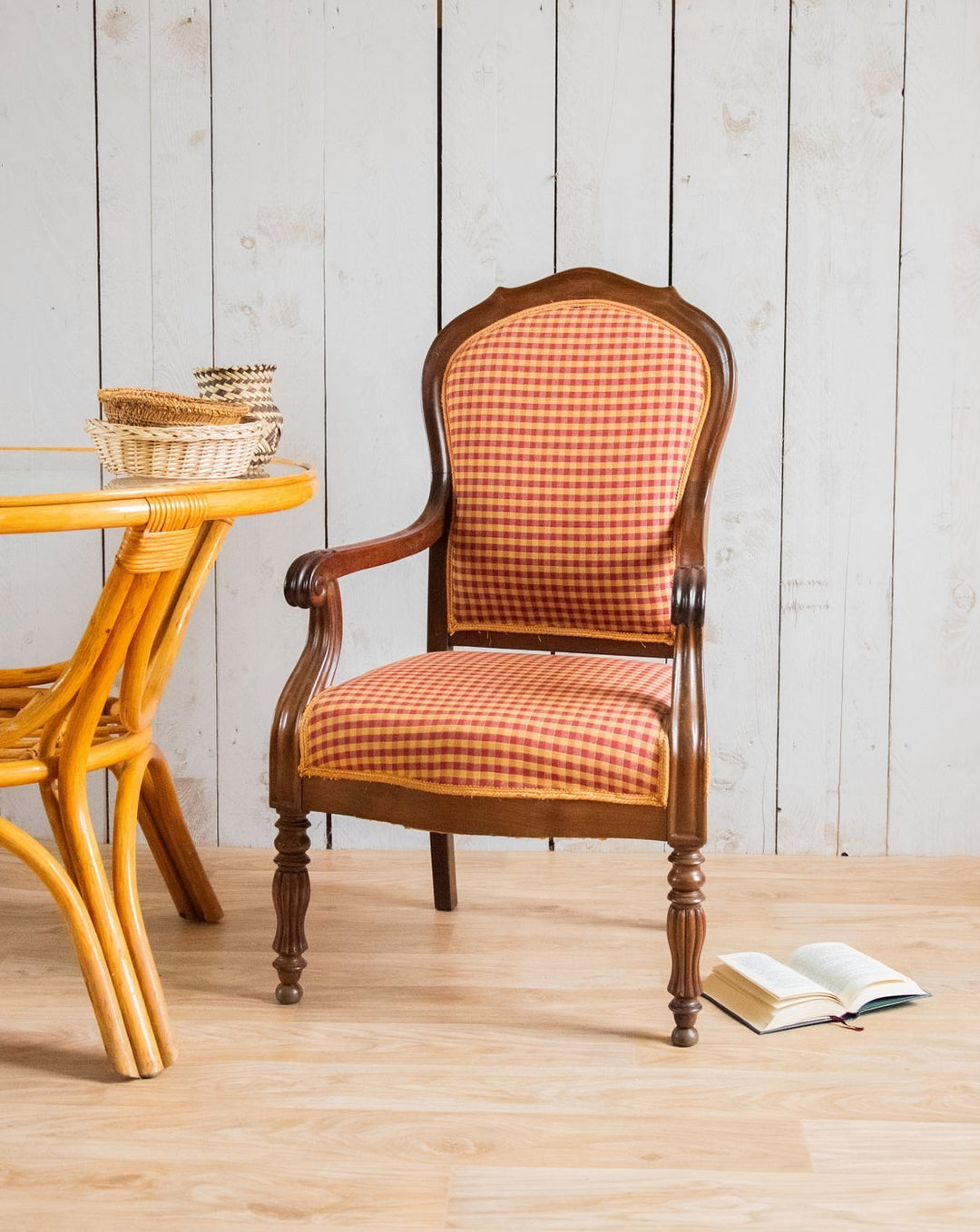 ernest-fauteuil-bois-tissu-747-1