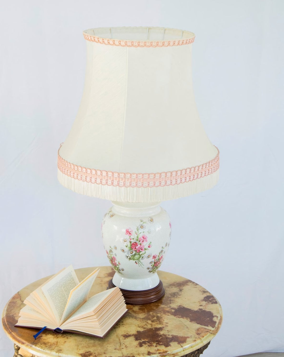 julia-lampe-à-poser-porcelaine-838-1