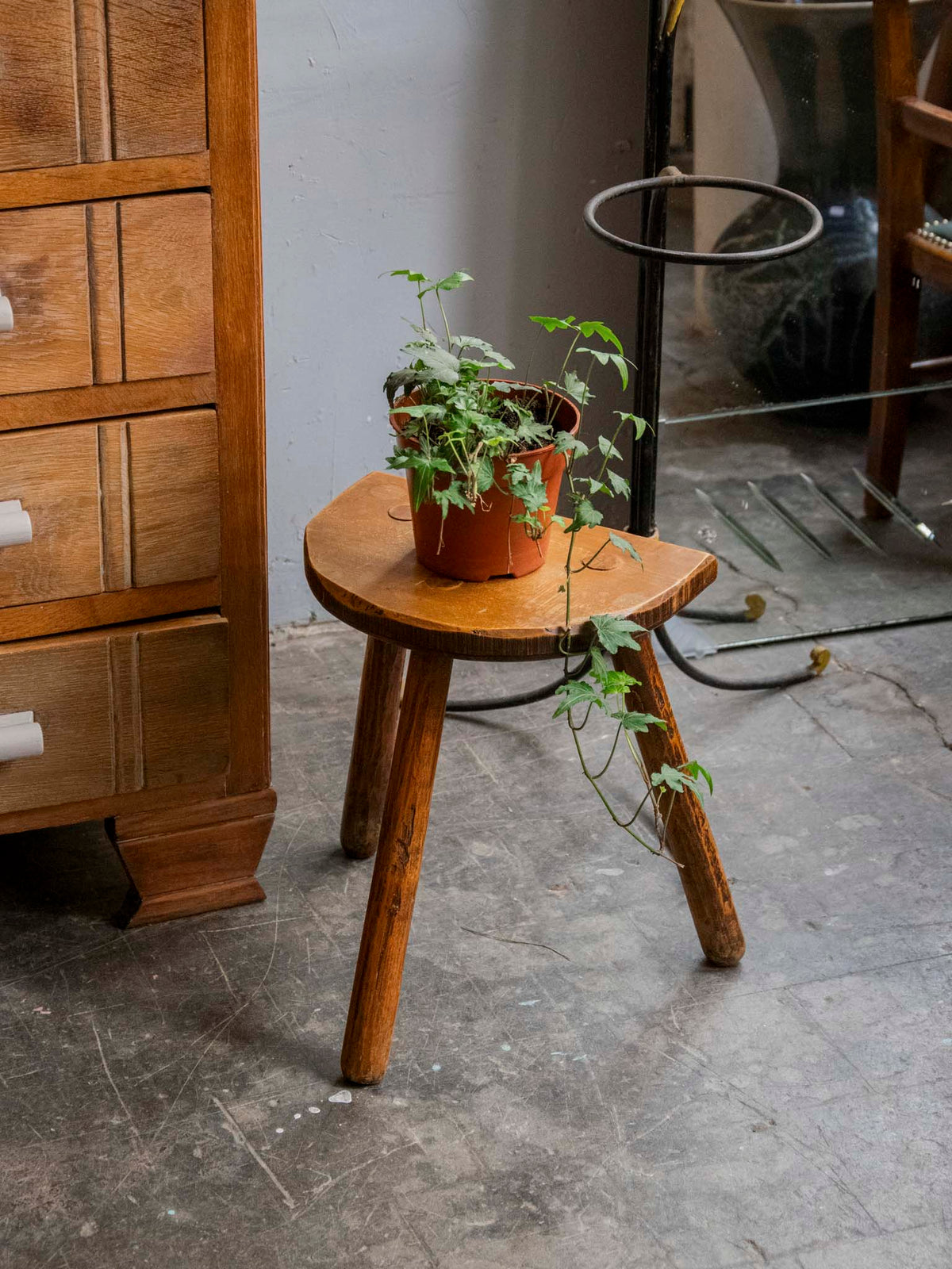regis-tabouret-bois-1545-2