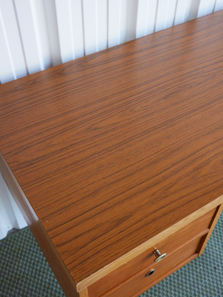 yvan-bureau-bois-572-11
