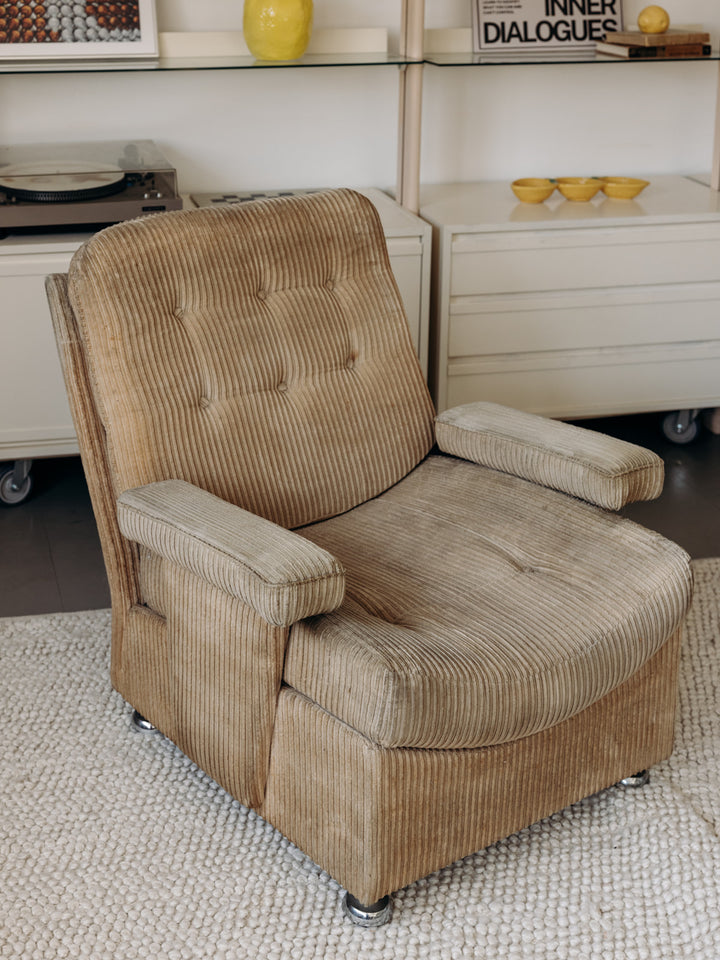 4U3A7624_Debongout-retrochic-24-06-25_014fauteuilvelours_0143.jpg
