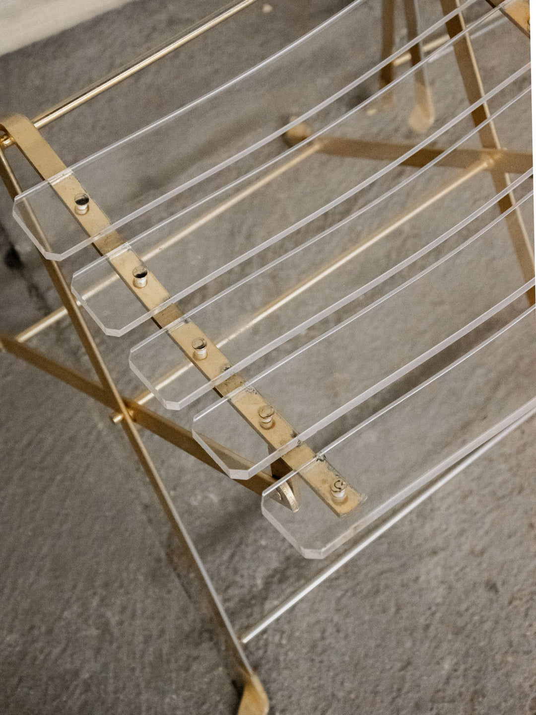 alma-chaise-plexiglass-1102-8