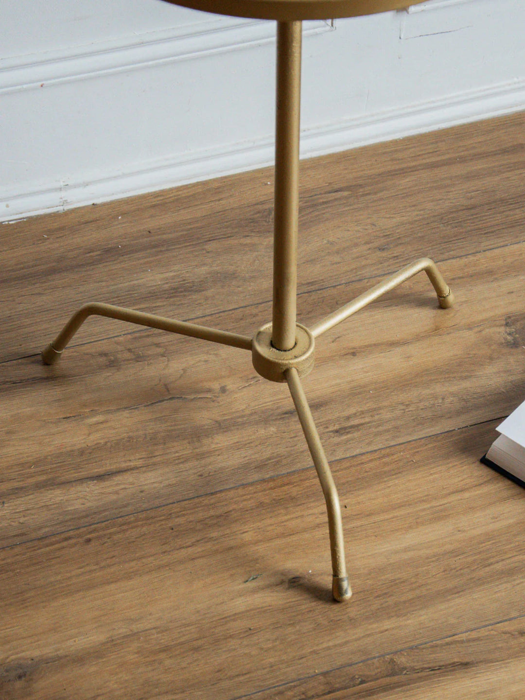 sacha-gueridon-formica-8-4