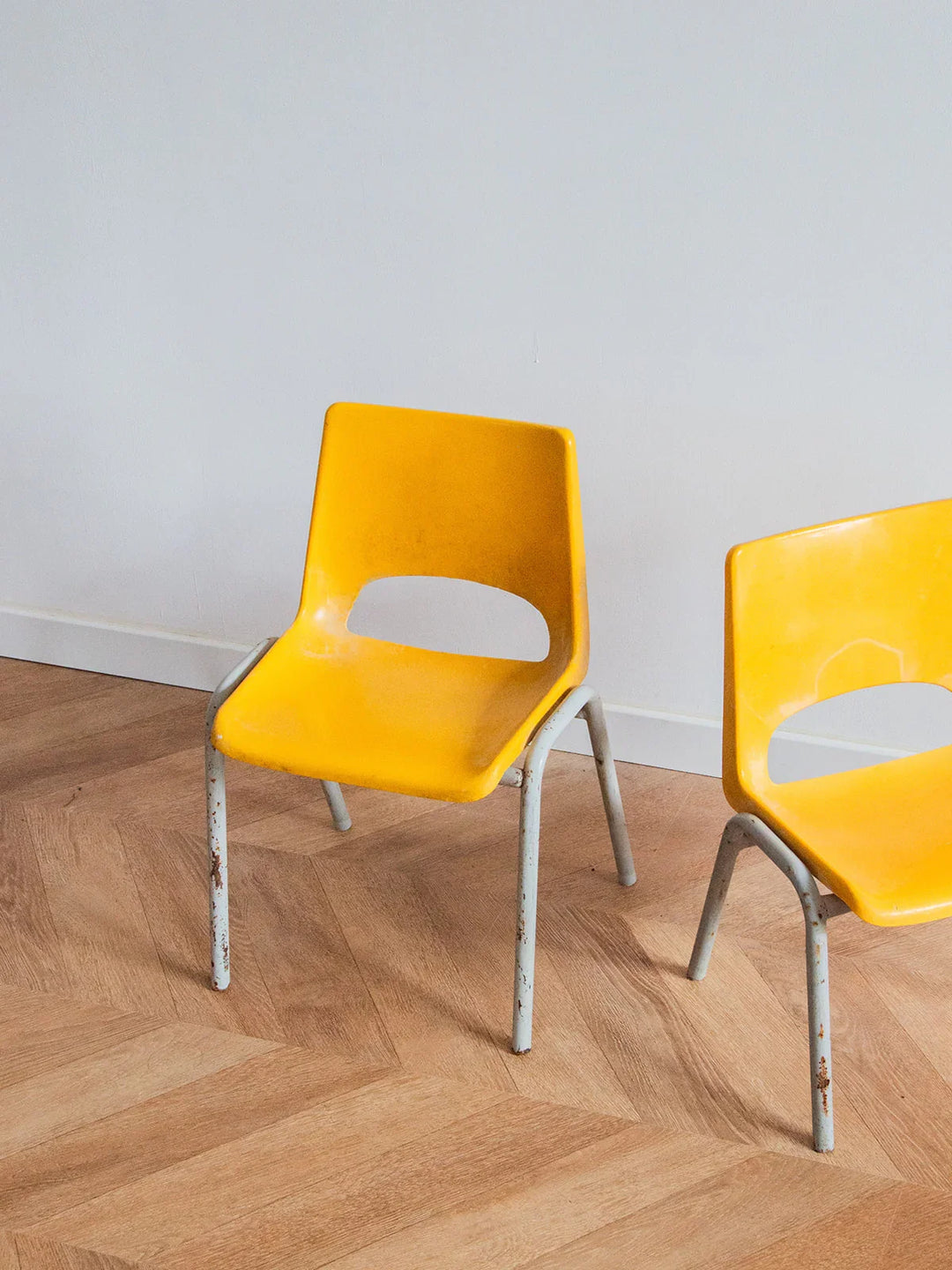 ernestine-chaise-pour-enfant-plastique-238-3