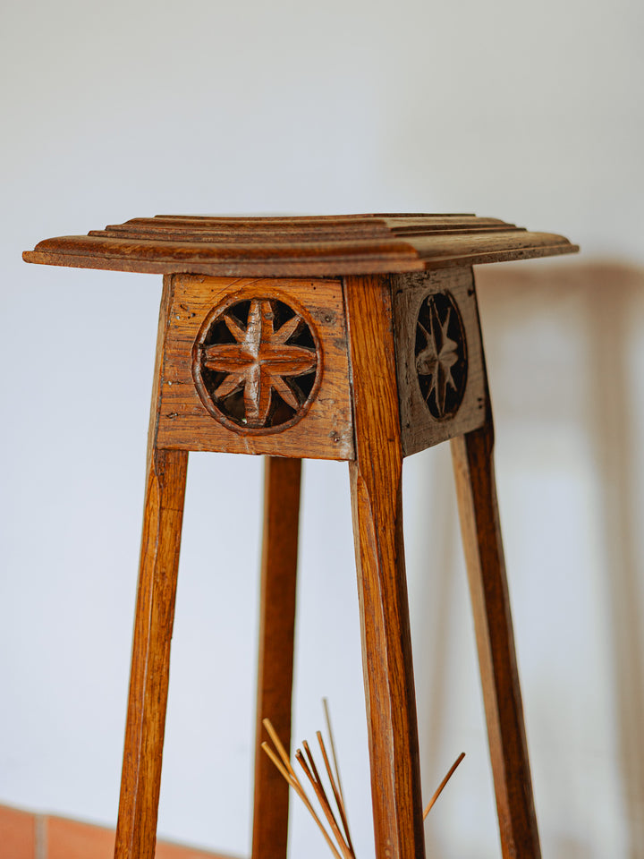 alfred-gueridon-bois-sculpté-1065-5
