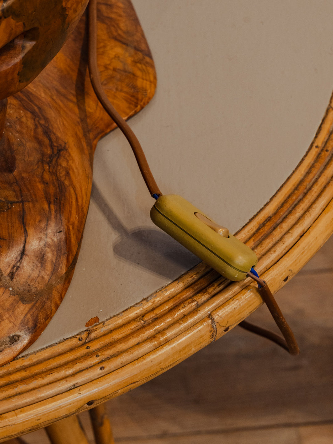 suzanne-lampe-à-poser-bois-568-9