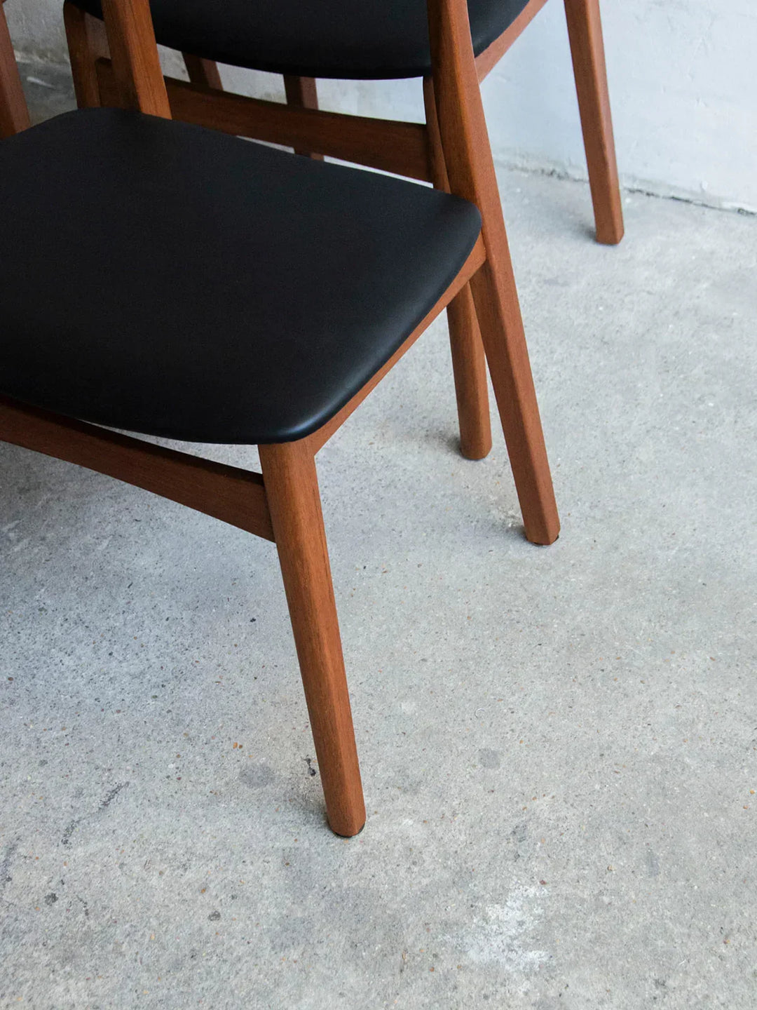 alma-chaise-teck-694-6