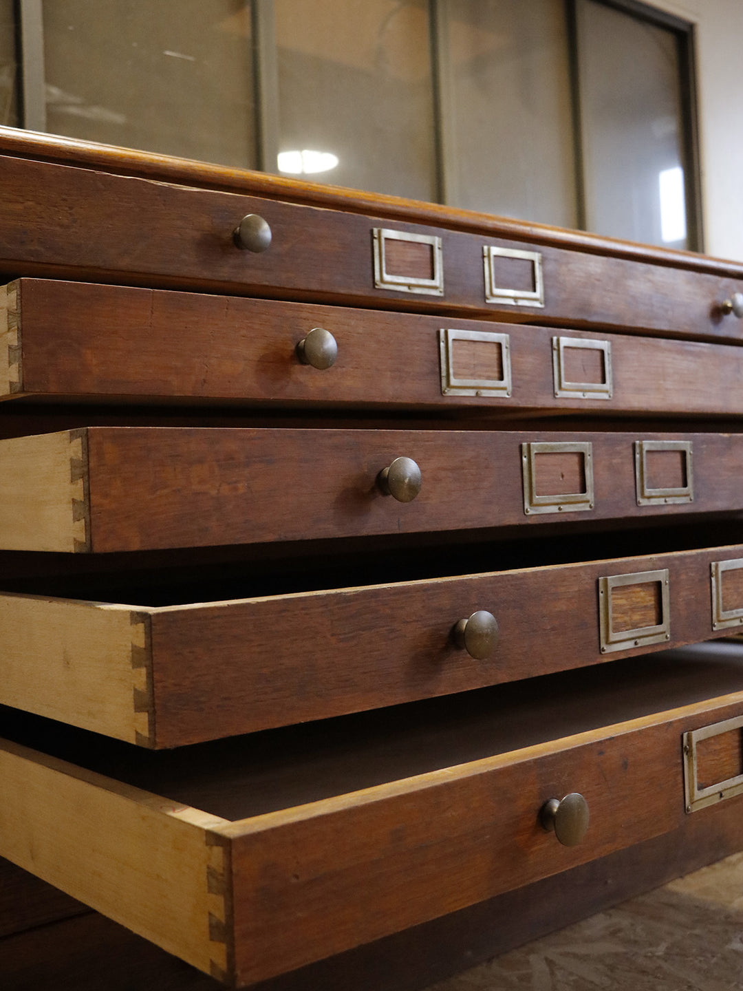 fernand-meuble-metier-chene-174-10