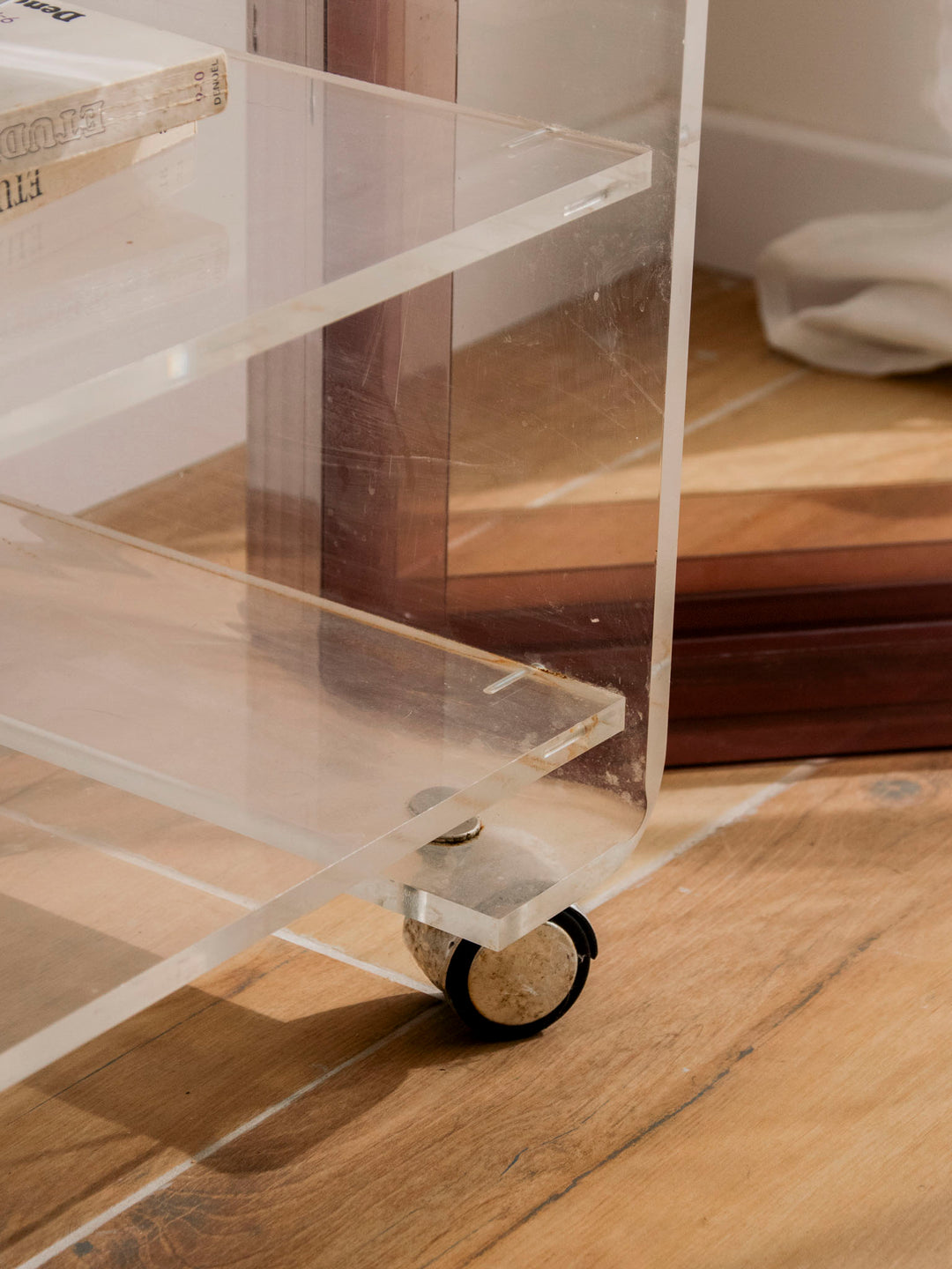 anouk-desserte-plexiglass-393-5