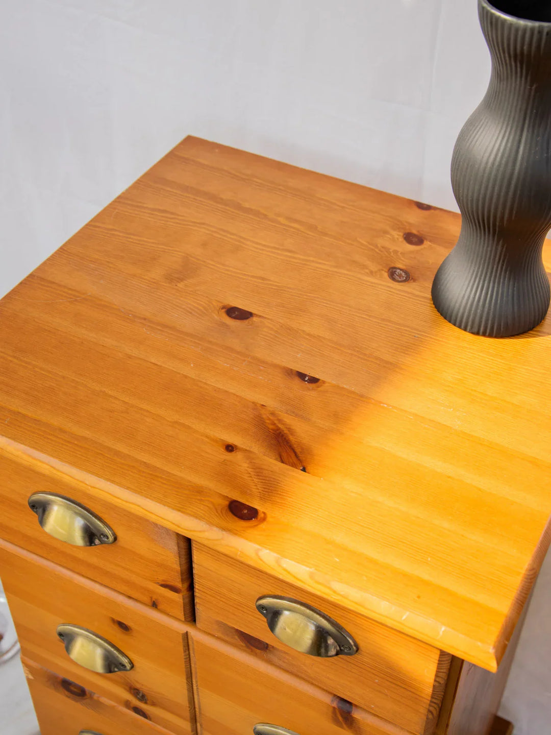 olga-commode-pin-430-6
