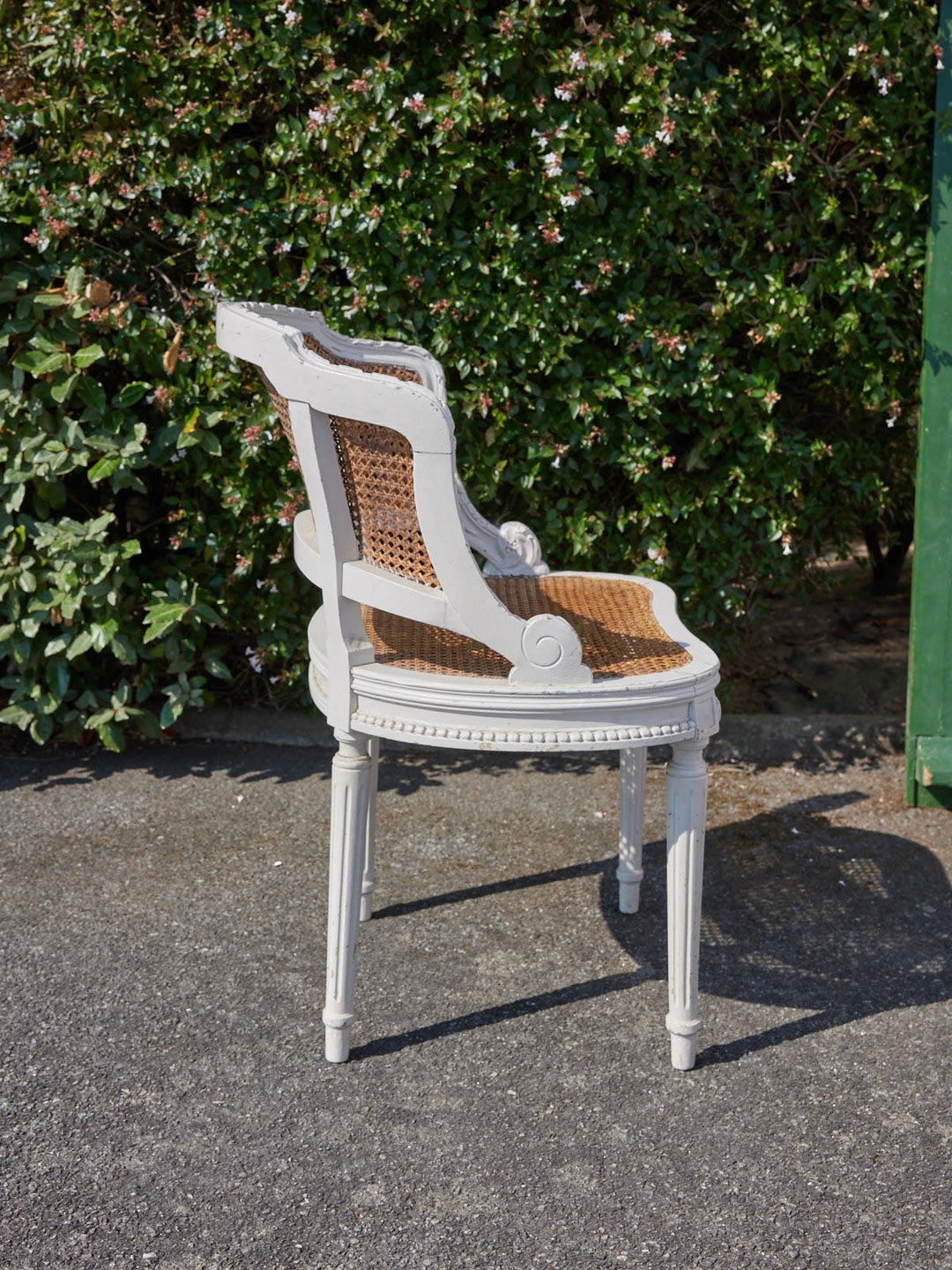 ernest-fauteuil-bois-ensemble-chaises-cannage-1104-5