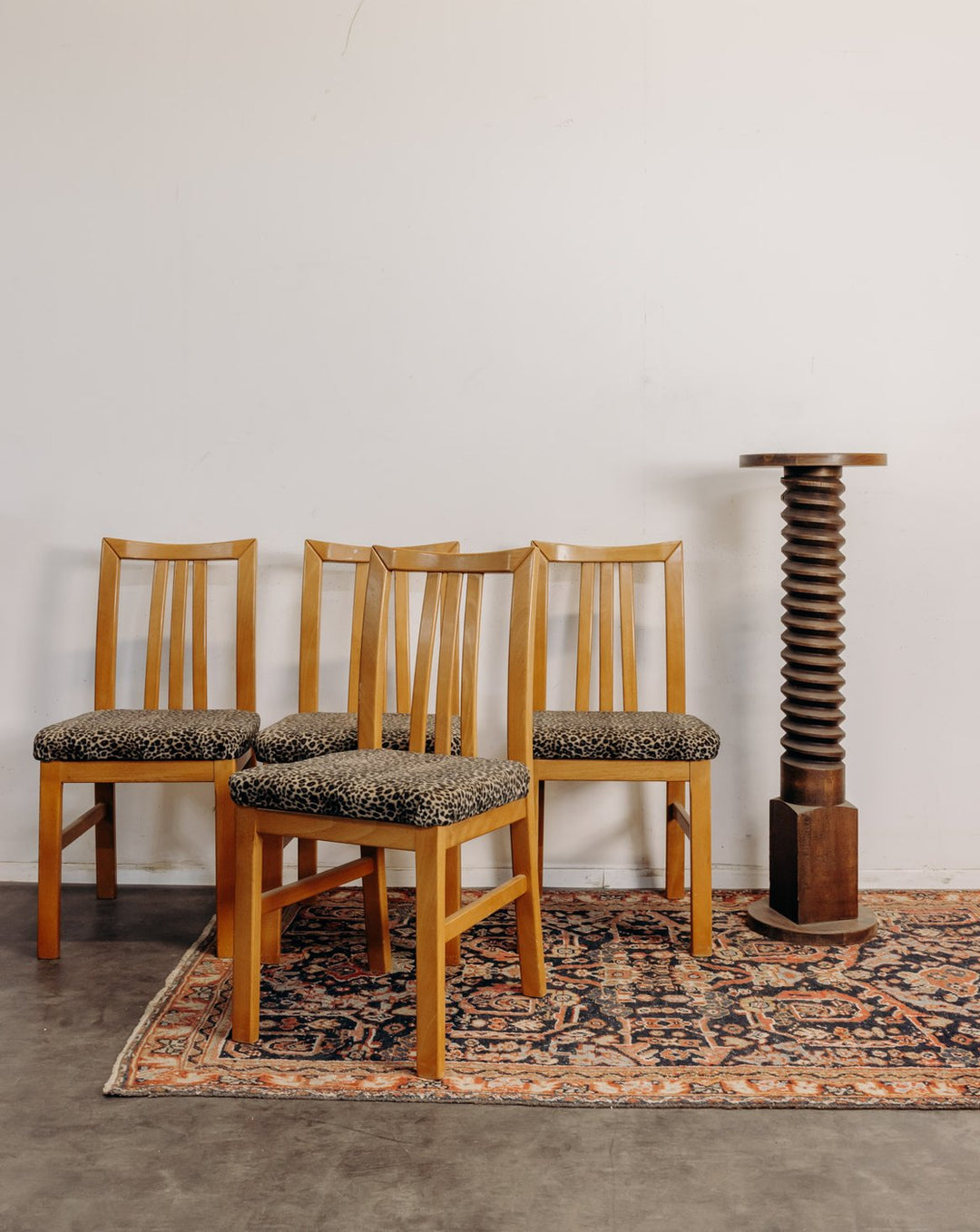 claude-chaise-bois-1632-1