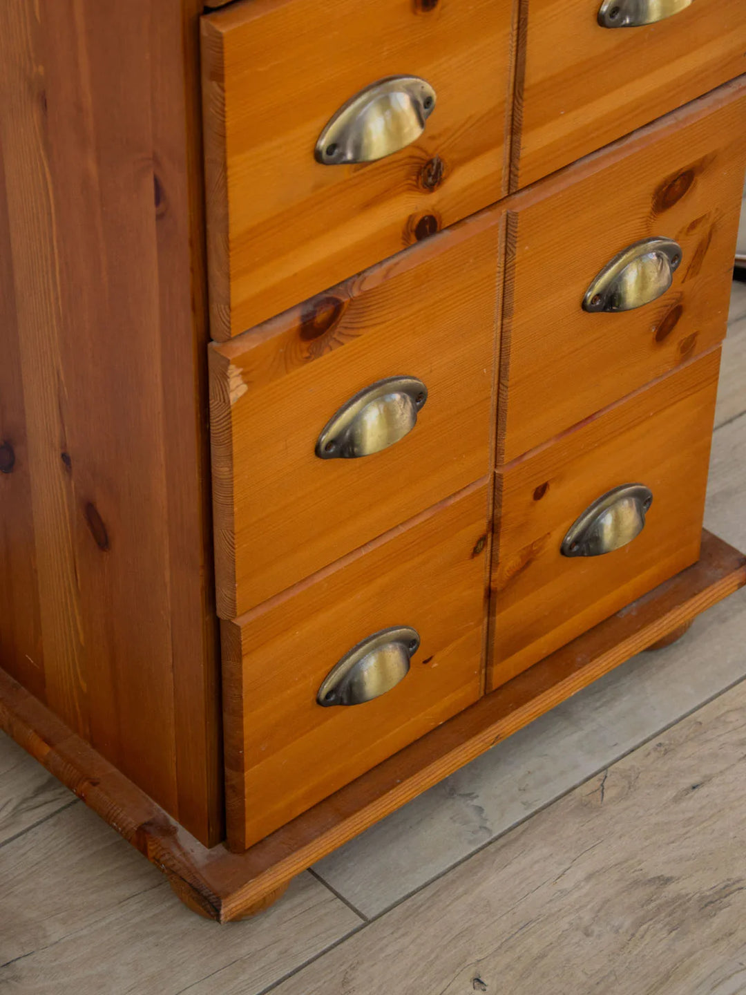 olga-commode-pin-430-5