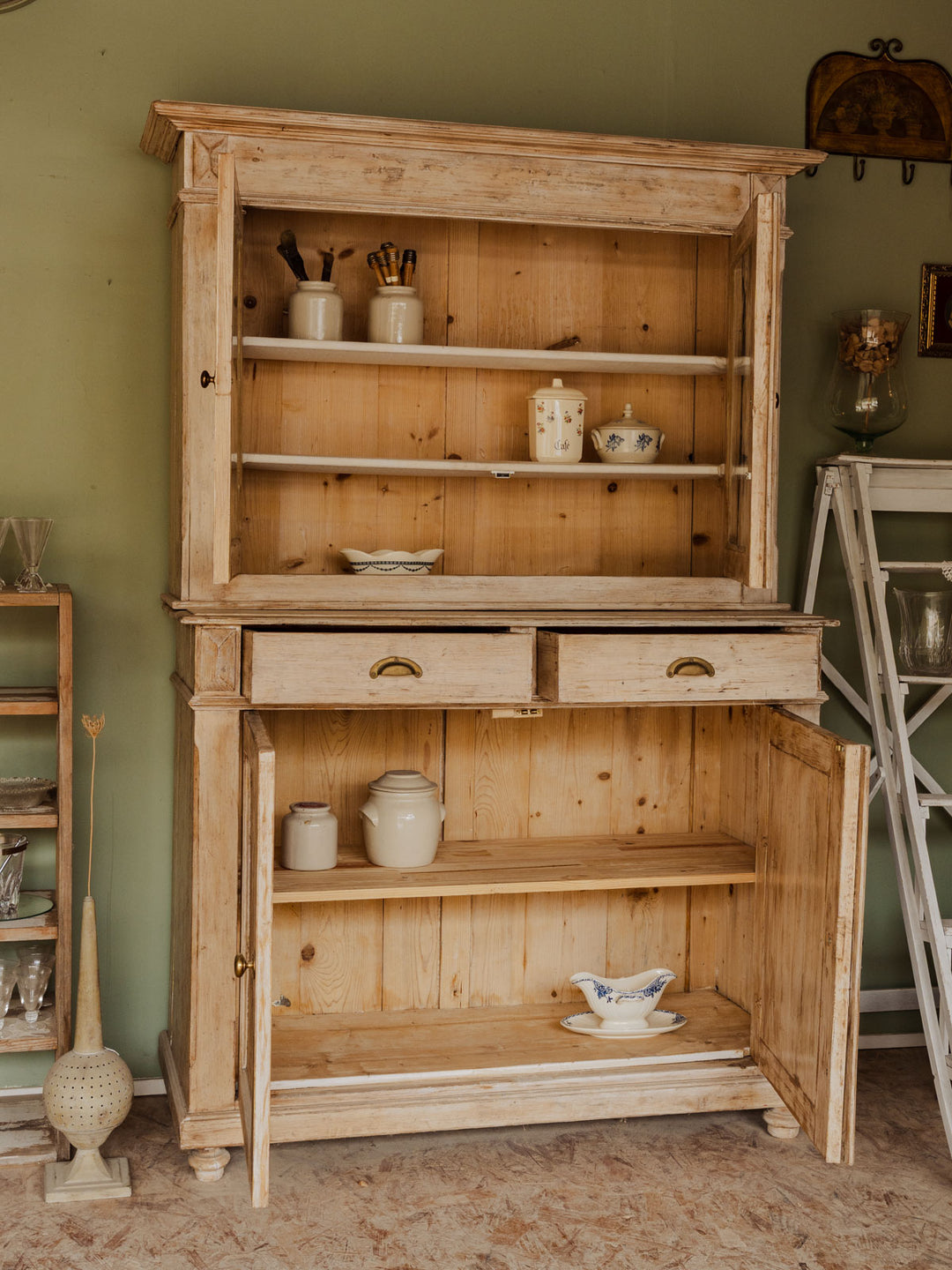 gilbert-buffet-bois-1886-4