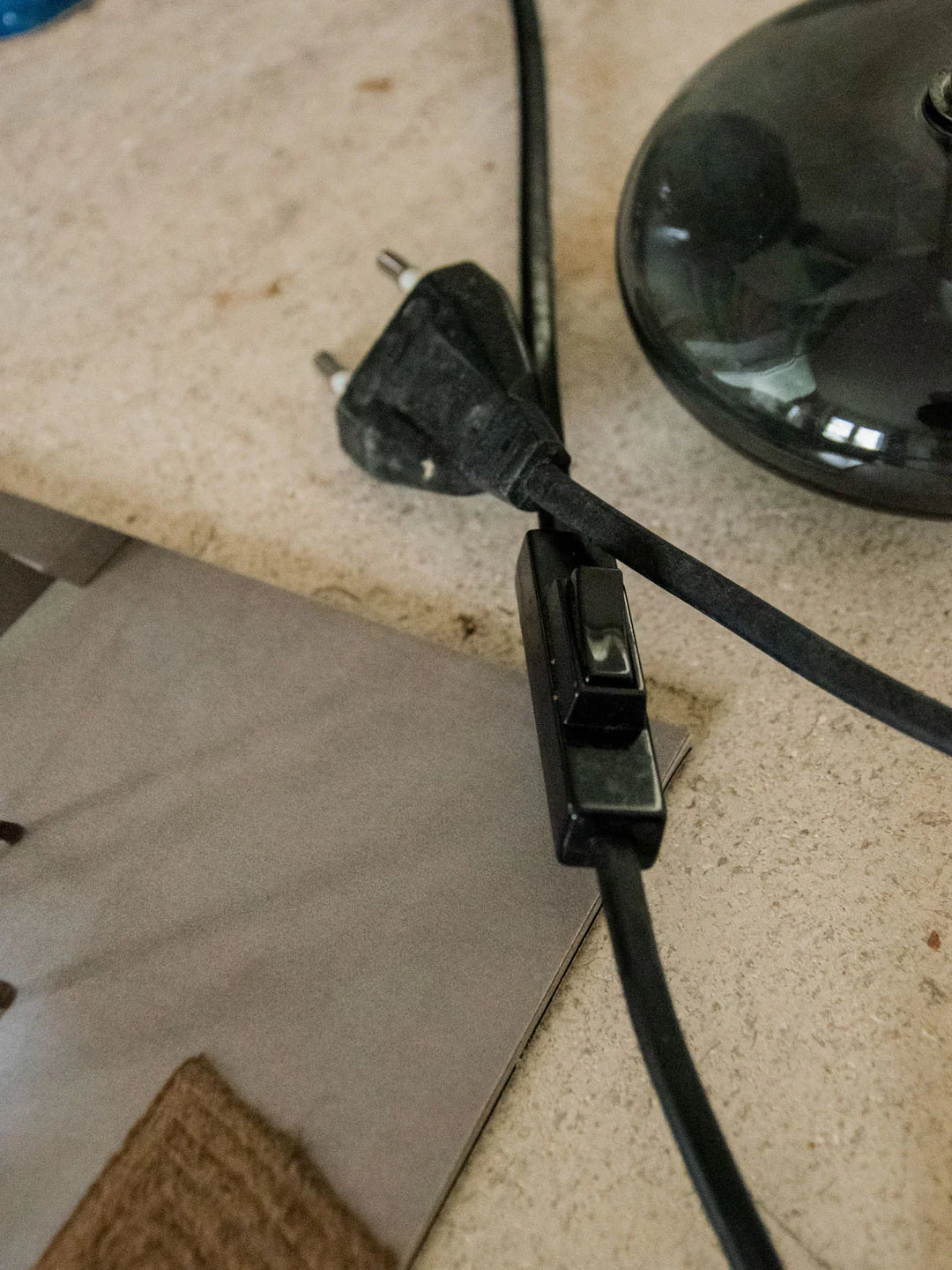 julia-lampe-à-poser-bleue-717-10