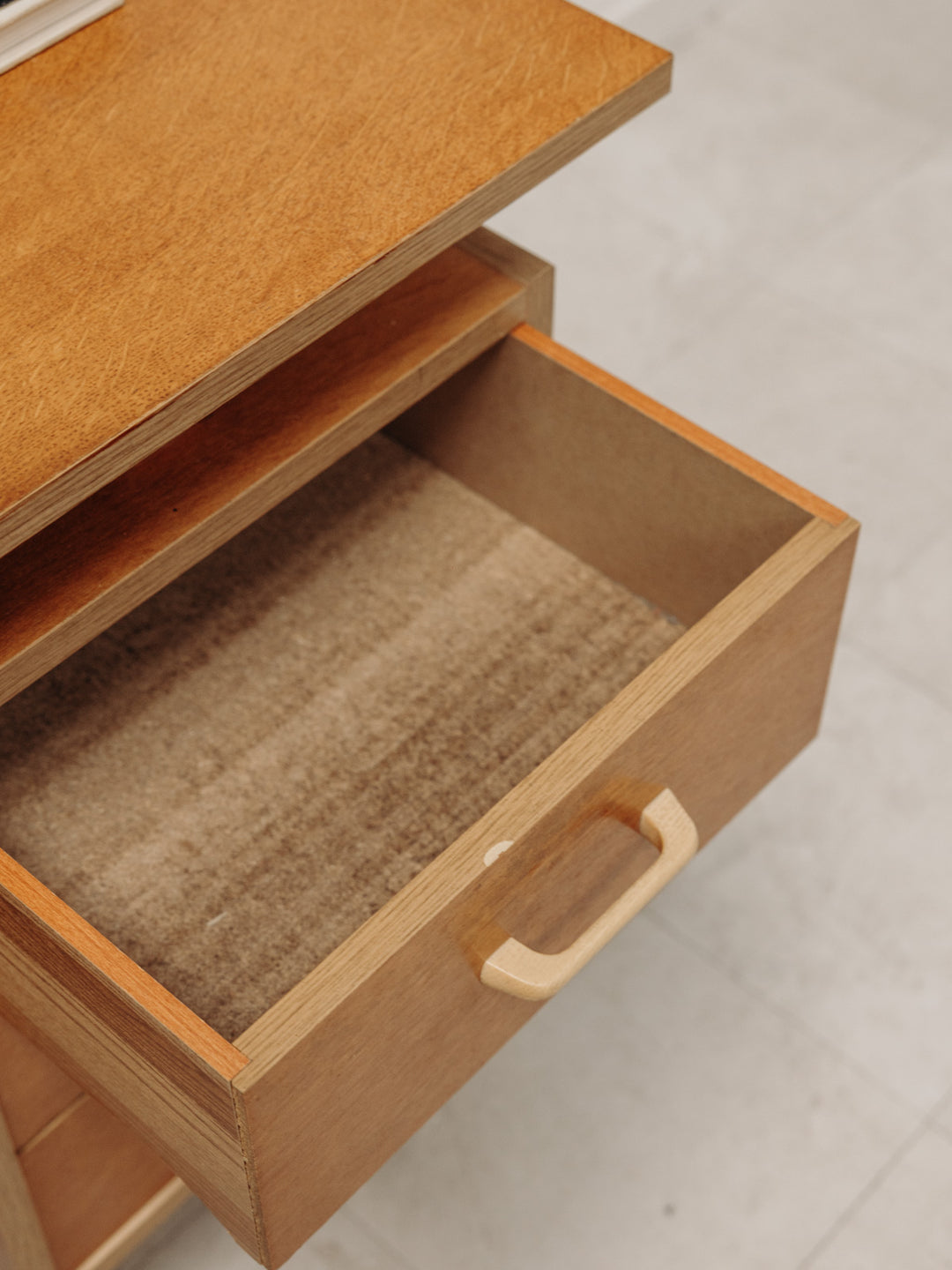 yvan-bureau-bois-208-7