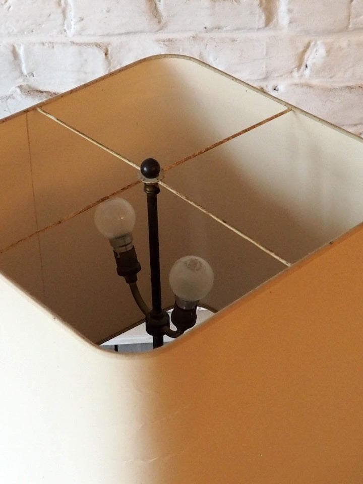 julia-lampe-à-poser-plexiglass-630-5