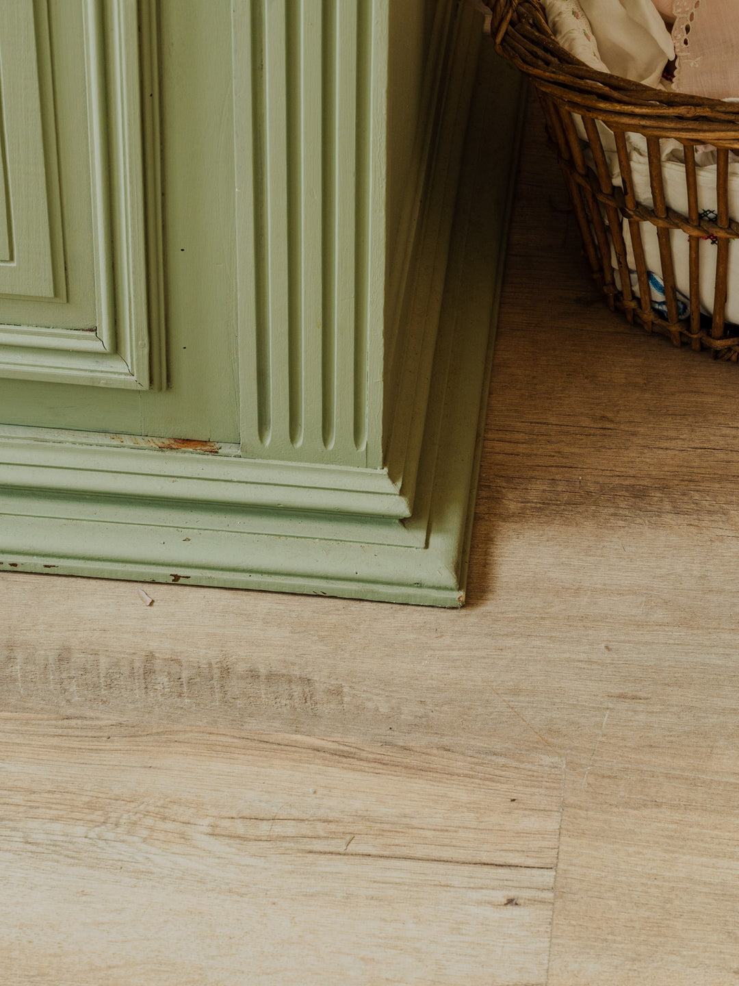 gilbert-buffet-bois-585-11