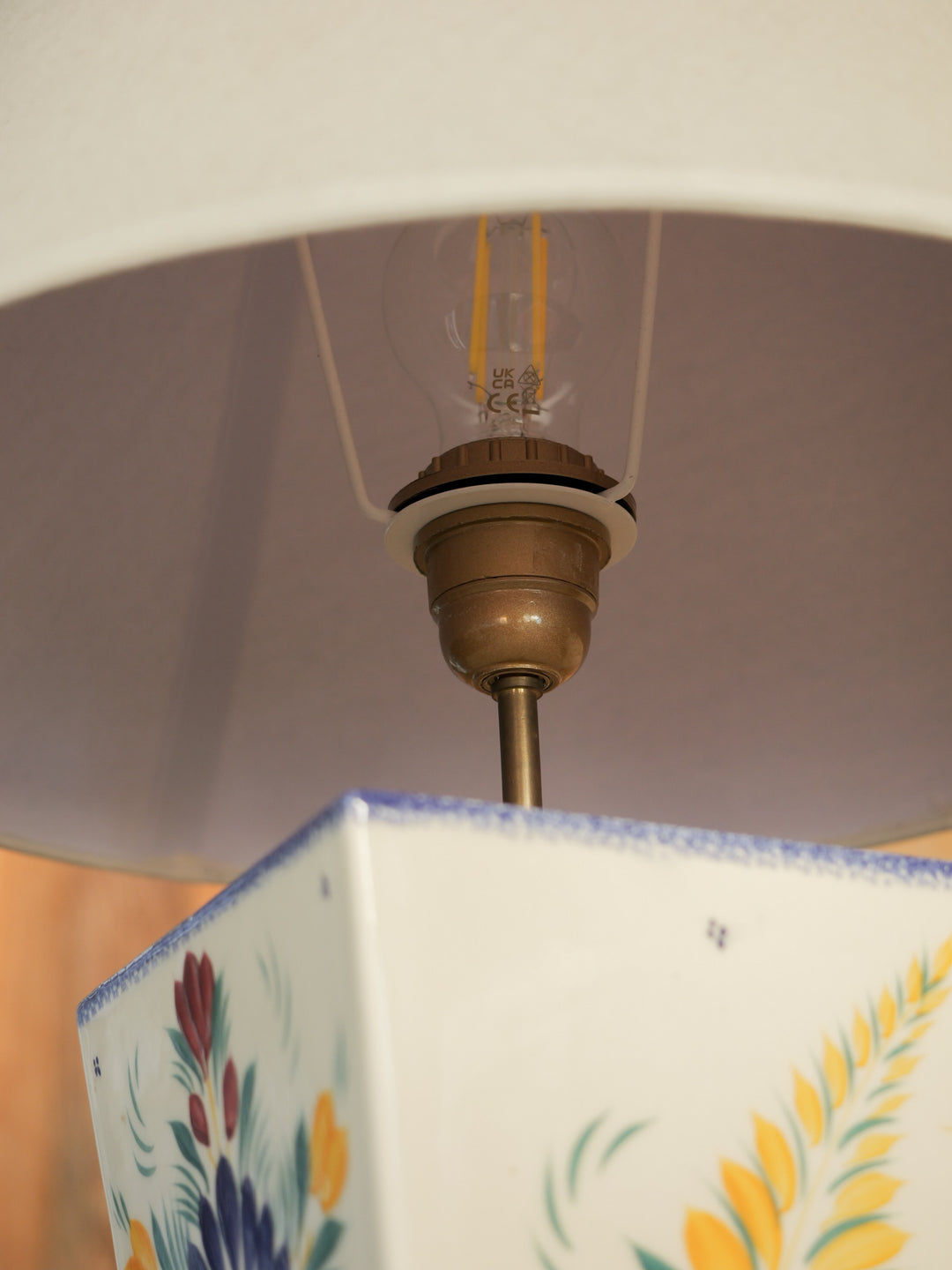 suzanne-lampe-a-poser-faience-650-4