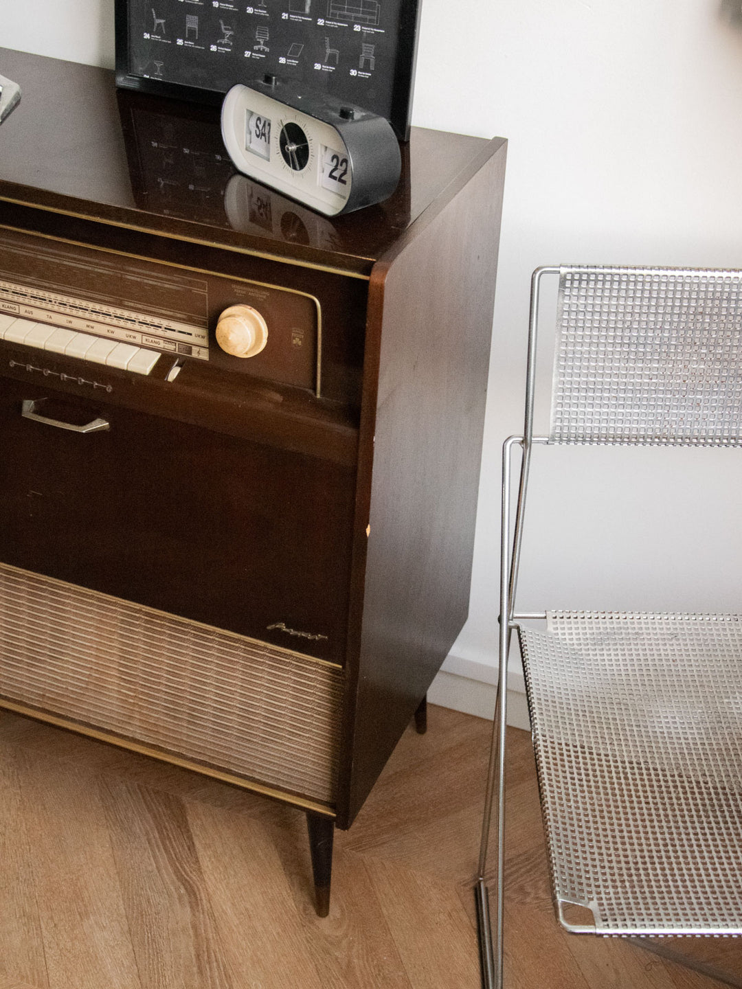 gustave-buffet-bois-vinyle--447-6