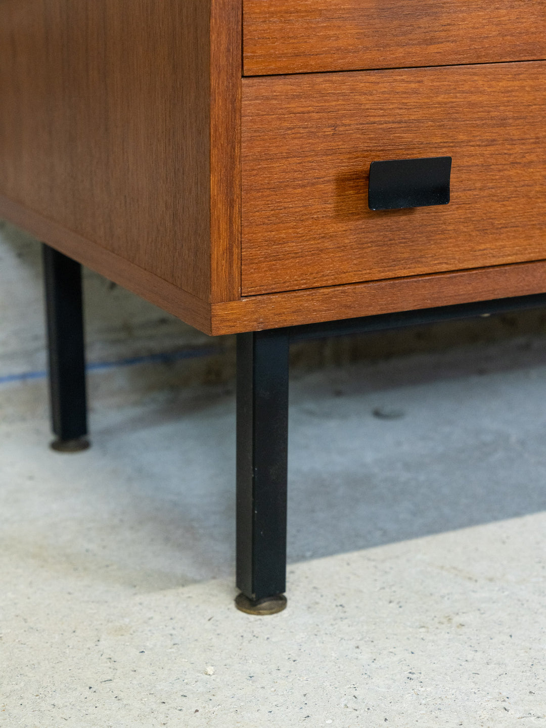 olga-commode-teck-1134-9
