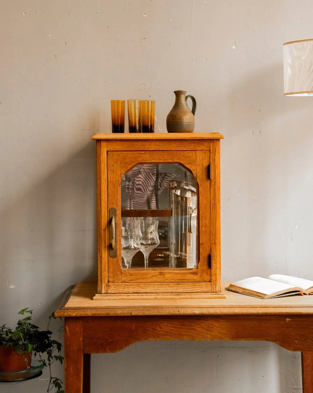 victoria-vitrine-bois-231-1