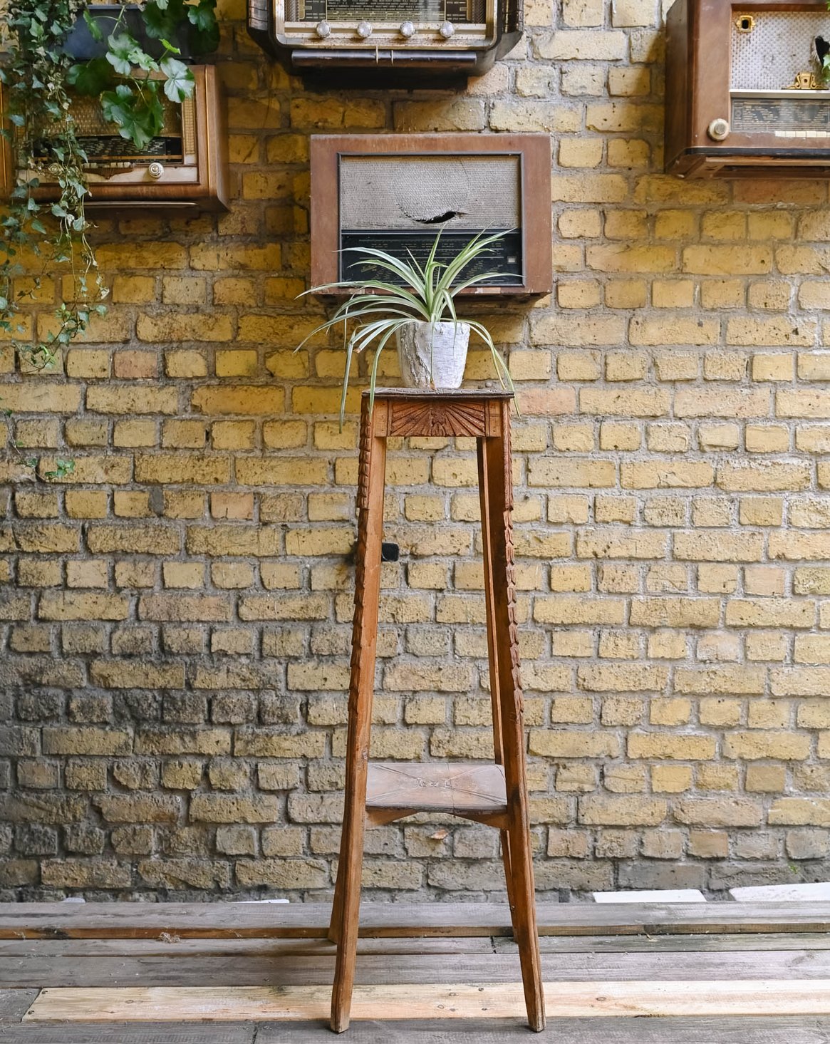 ariel-porte-plante-bois-548-1