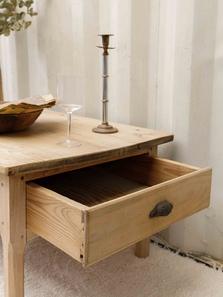 Table_Basse_2Tiroirs-4.jpg