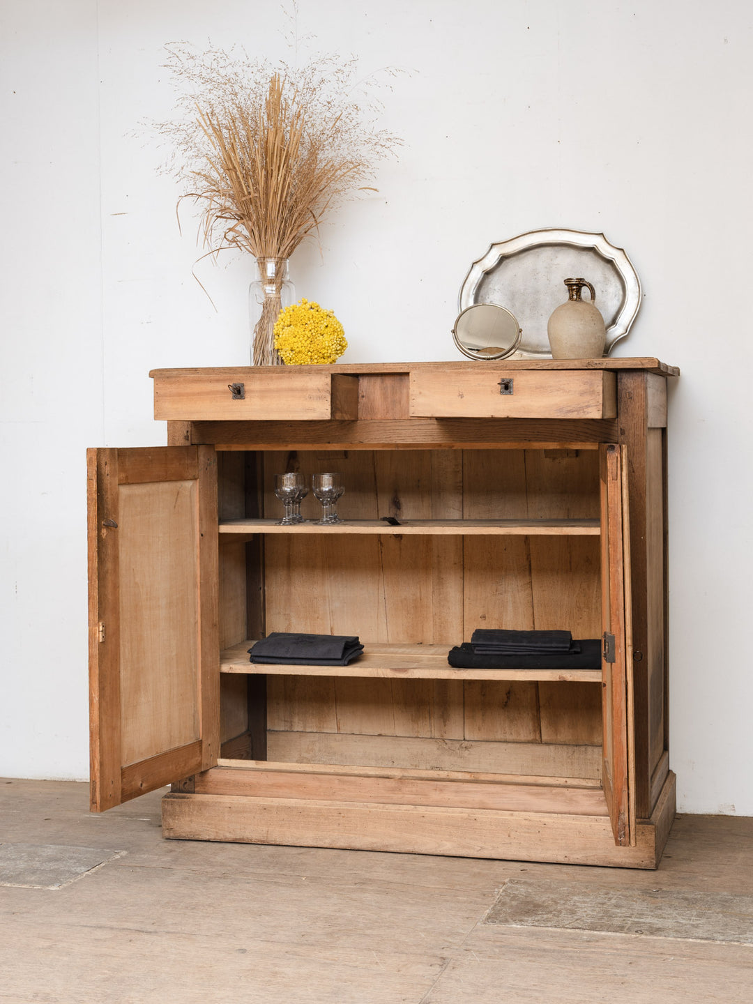 gilbert-buffet-frêne-414-6