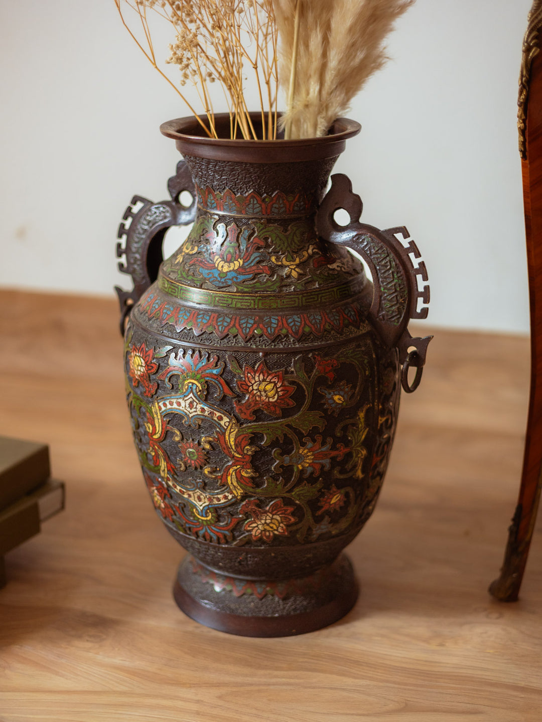 edmond-vase-bronze-100-11