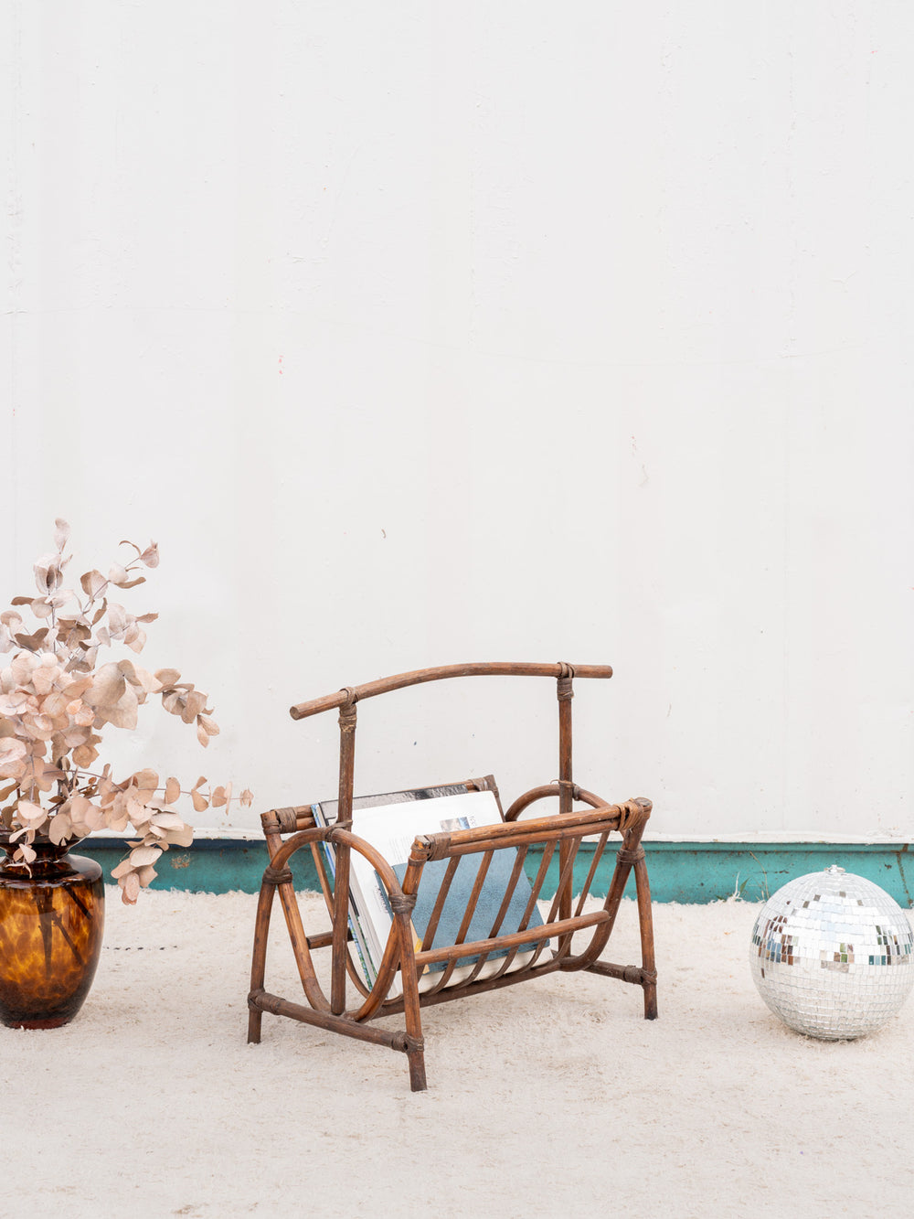 desire-porte-revues-rotin-224-2