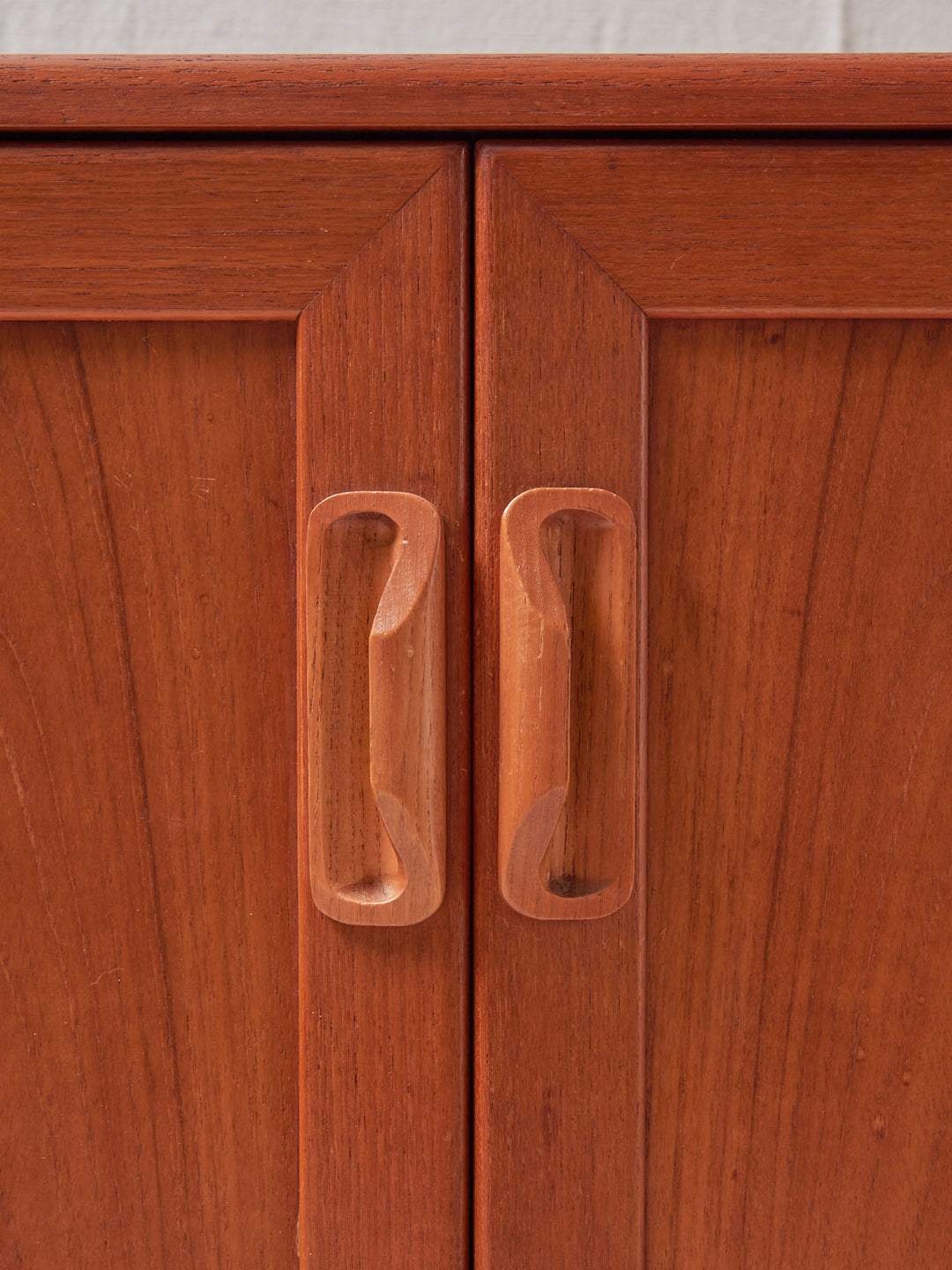 margaret-enfilade-teck-375-7