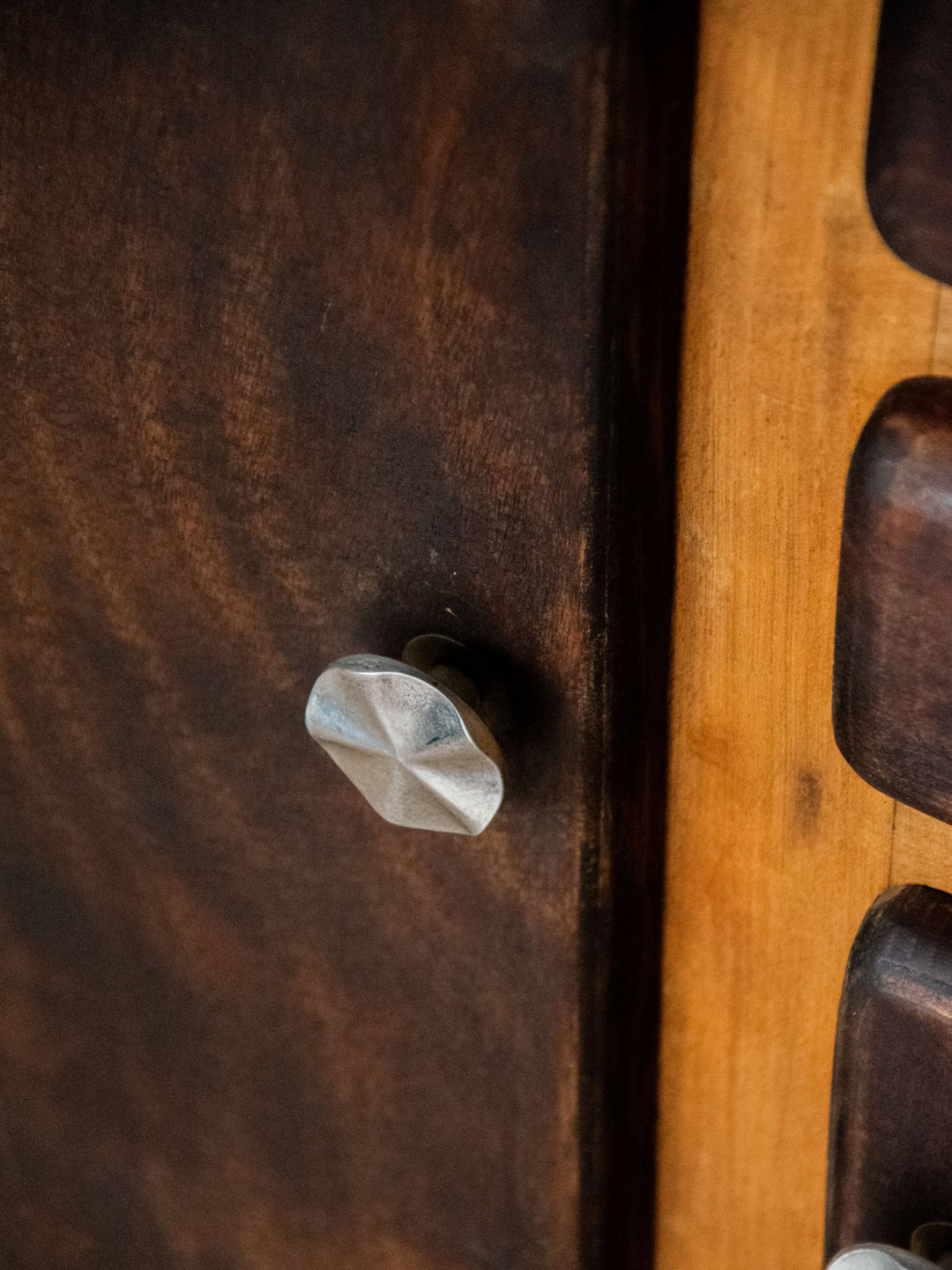 gilbert-buffet-bois-617-10