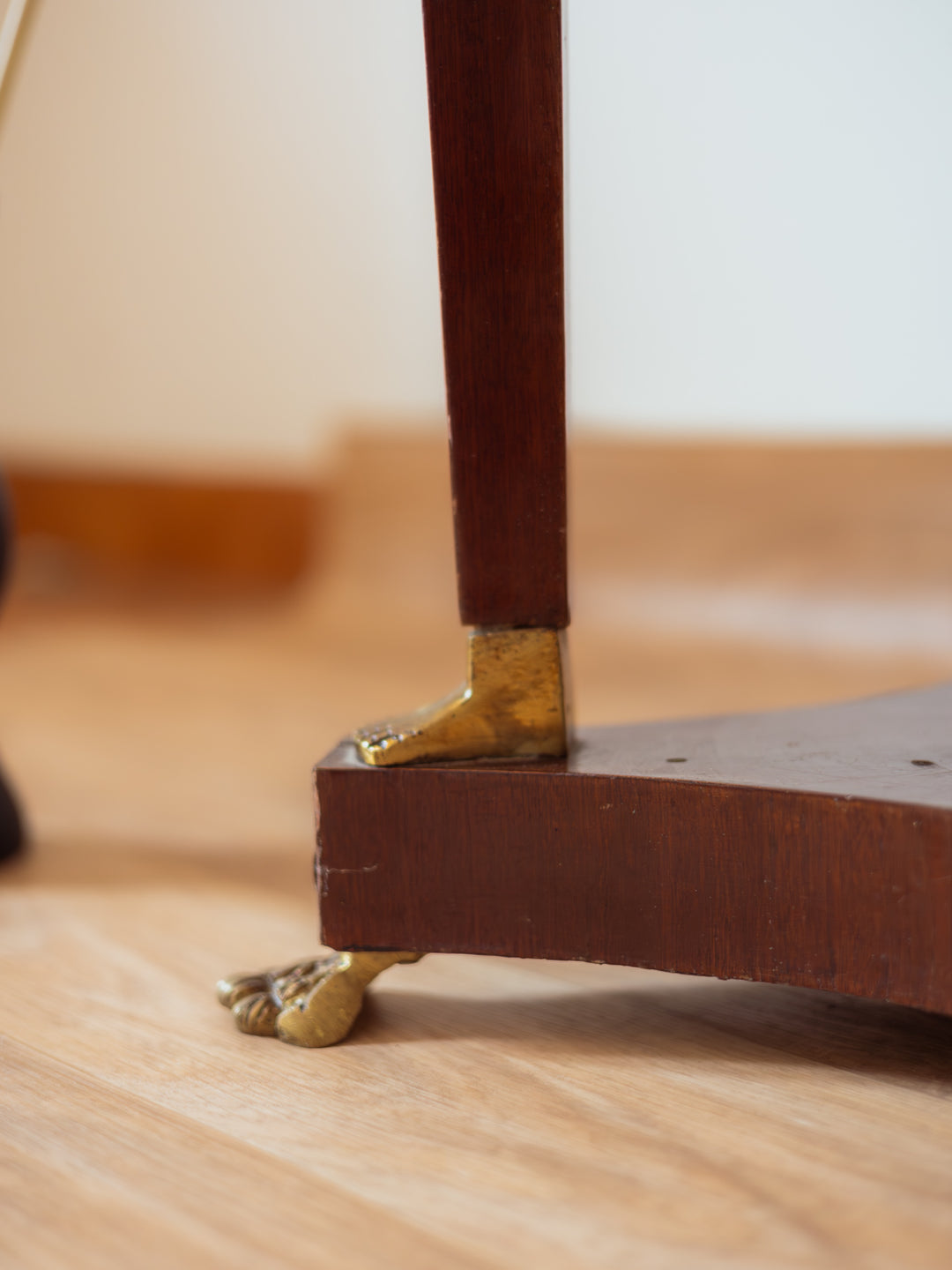 alfred-gueridon-acajou-148-11