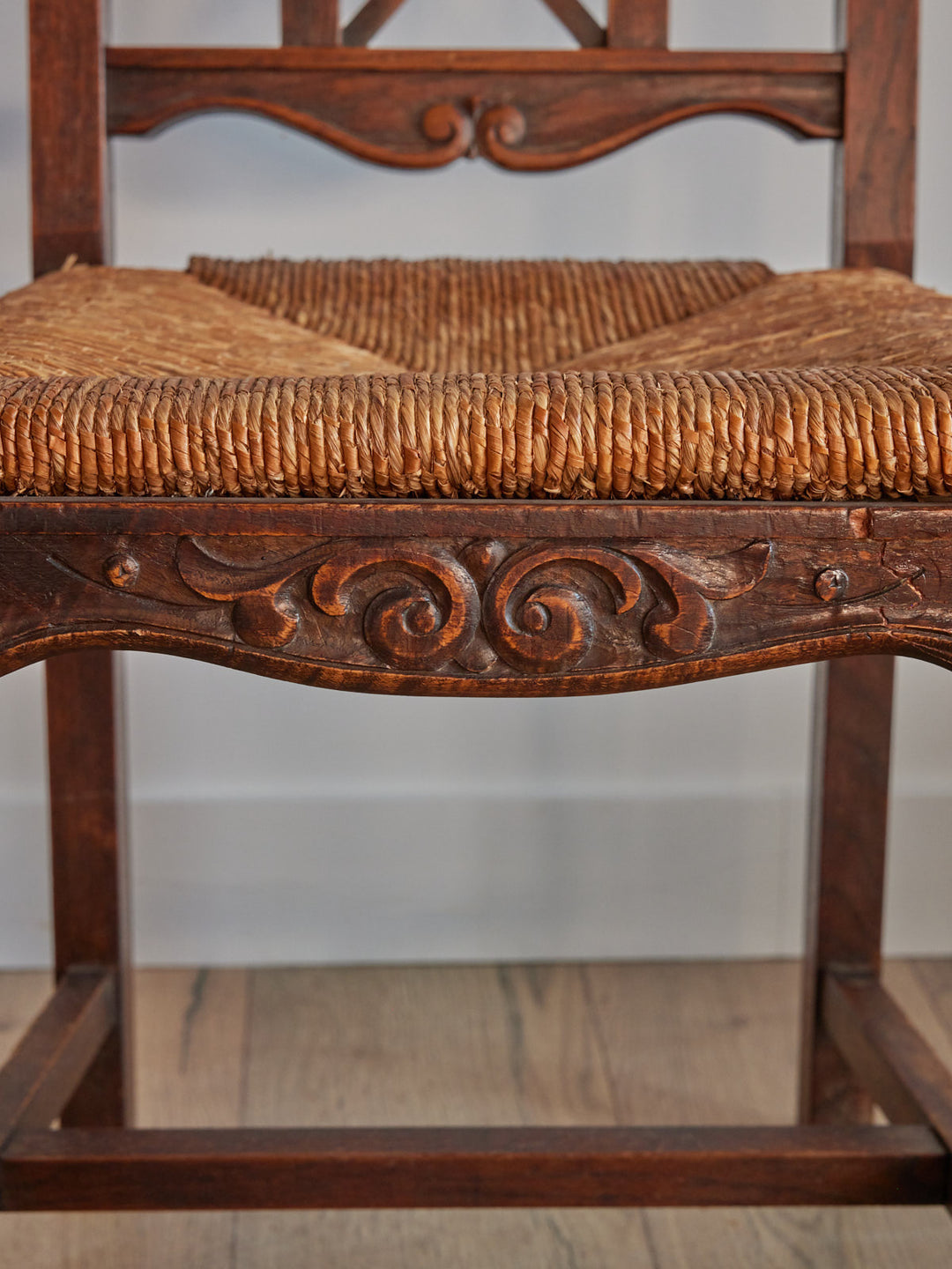 claude-chaise-bois-807-5