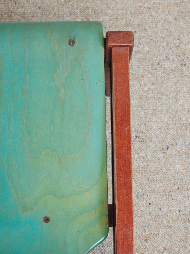 alma-chaise-bois-design-vintage-vert-2024-12