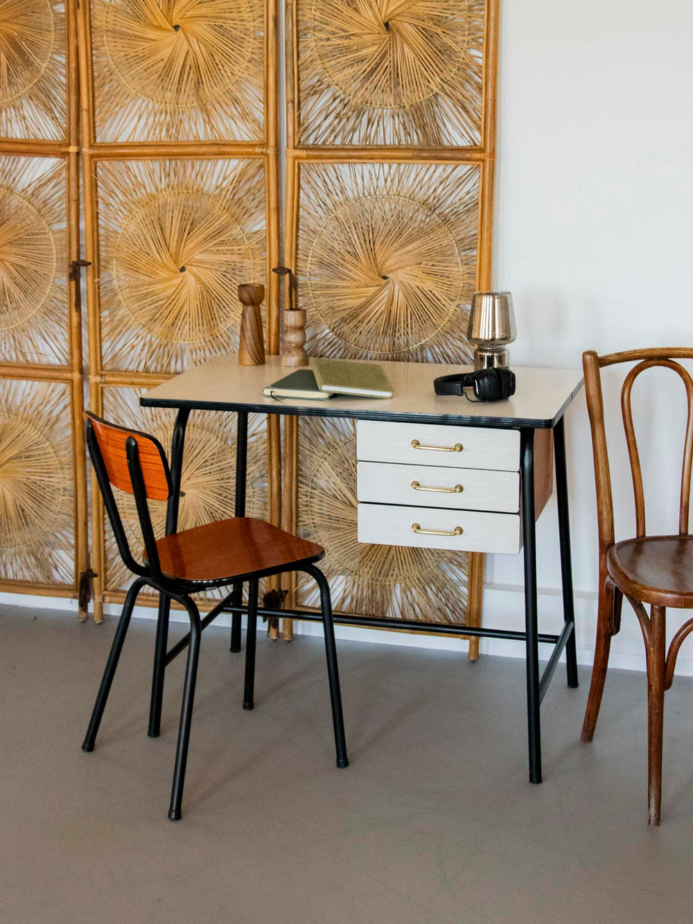 yvan-bureau-formica-523-2